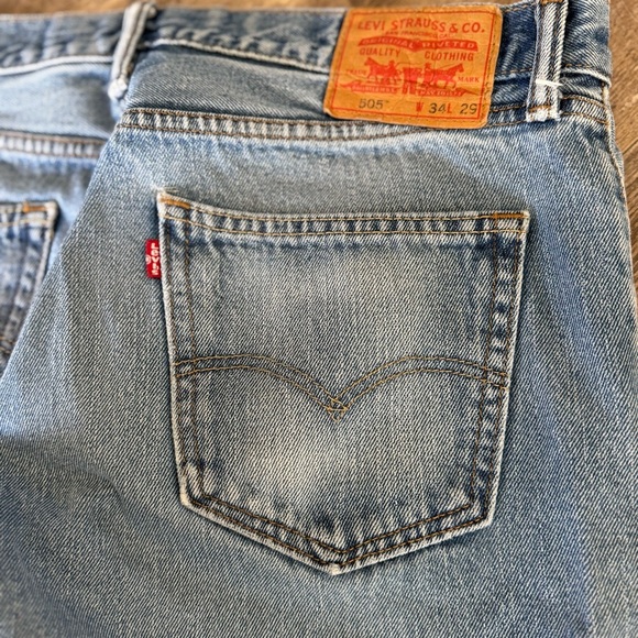 Levi's “Worn In” 505 Regular Fit Straight-Leg Jeans - Light Wash - 34x29 - Picture 3 of 13